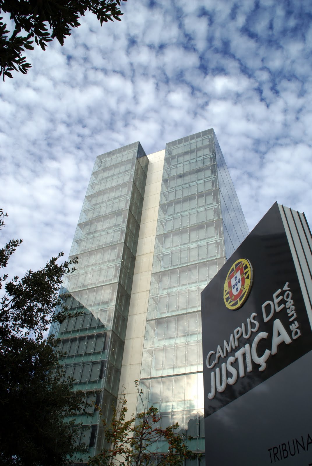 [DSC01410+Campus.JPG]