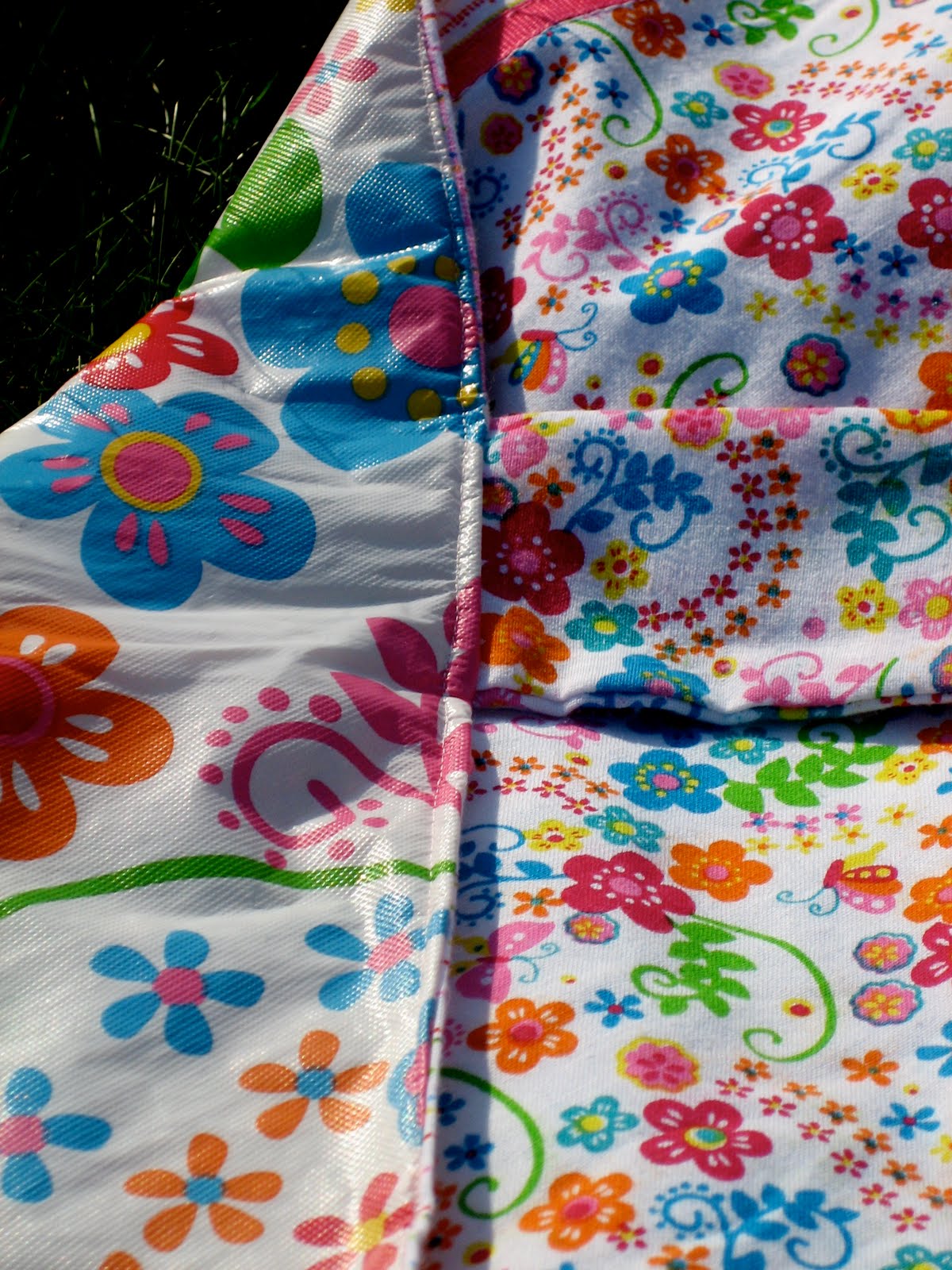 Waterproof Picnic Blanket Tutorial The Cottage Mama