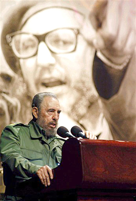 [Fidel+Castro+en+pupitre.jpg]