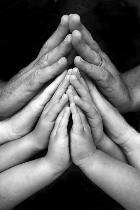 Celebs React to Theater Shooting in Clorado Prayers: Celebs React to Theater Shooting in Clorado