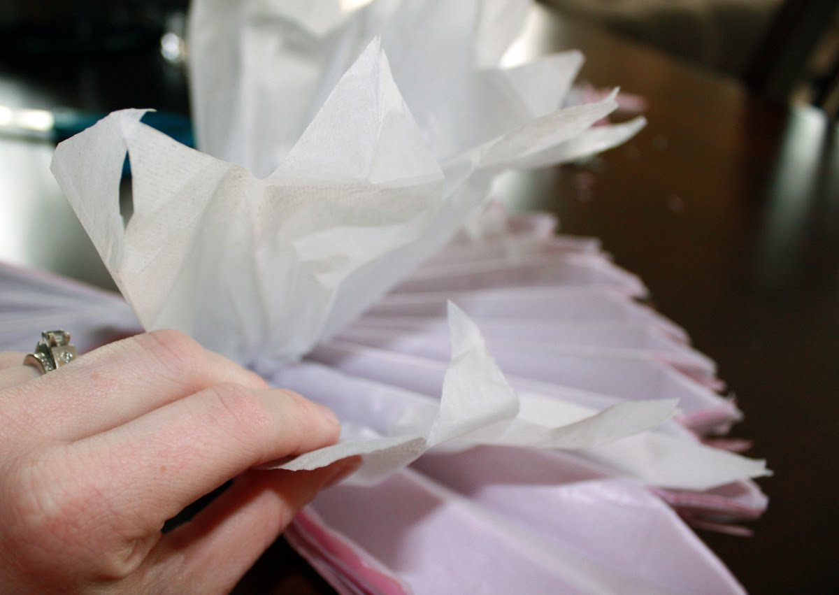 The Sassy Pepper TUTORIAL Tissue Puff Balls!
