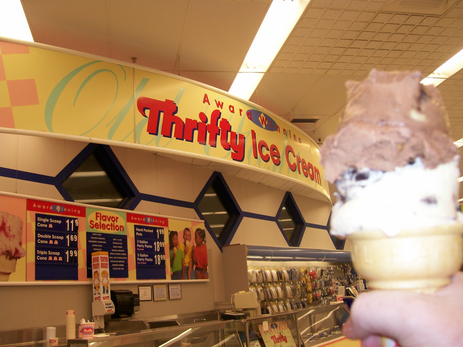 [Thrifty+Ice+Cream+and+Cone.JPG]