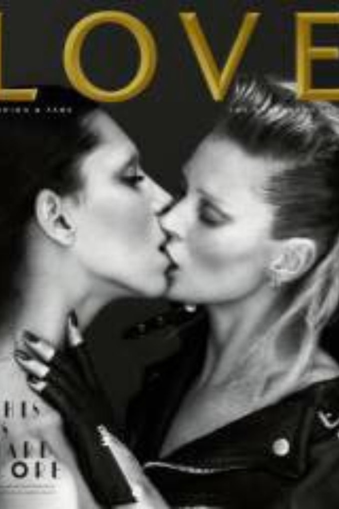 Kate Moss kissing Lea T on the cover of LOVE Kate Moss kissing Lea T on the cover of LOVE