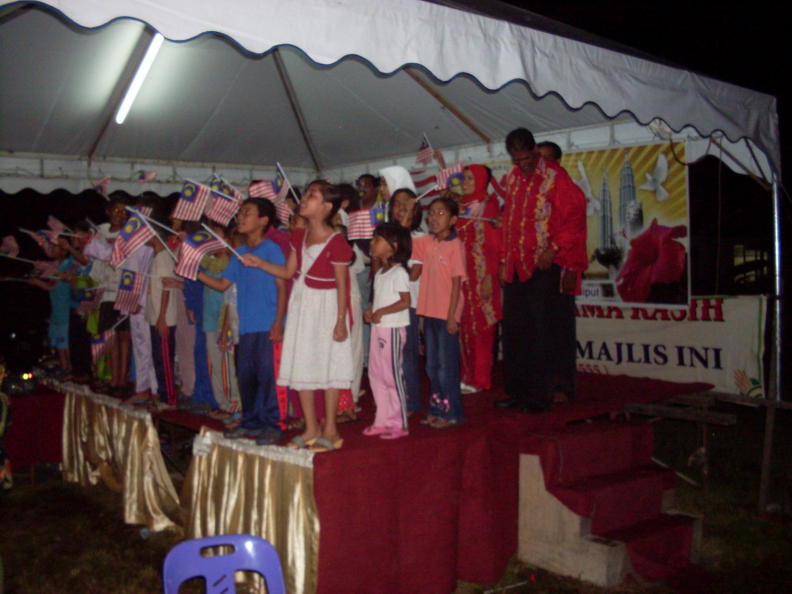 [SDC10669.JPG]