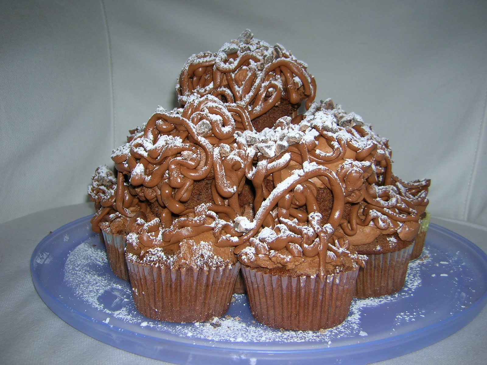 [Chocolate+Explosion+Cupcakes.JPG]