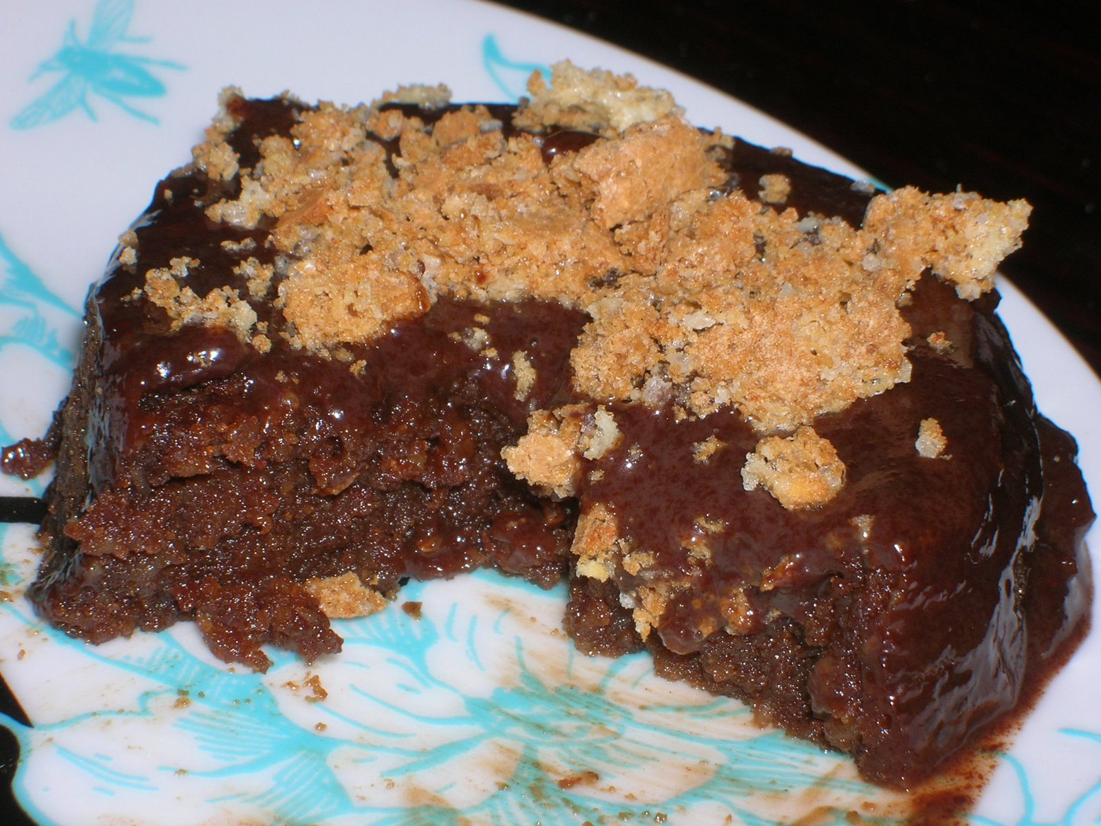 [Amaretti+Torte+cut.JPG]