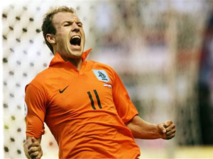 [Robben10.jpg]