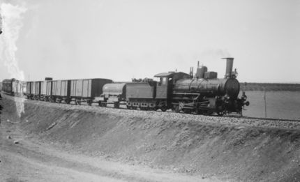 [430px-Baghdad_Railway_LOC_04665u.jpg]