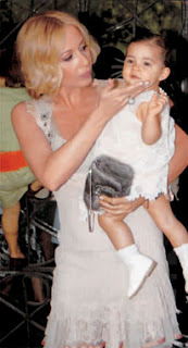 Marta Sanchez y su hija, Paula