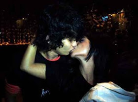 Artist Sexy Kaddafi Foto Ciuman Dewi Persik Aldi Taher