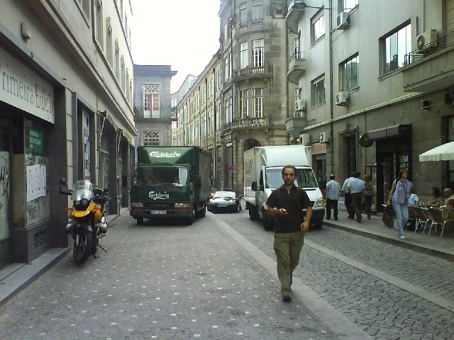 [RUA_DE_AVIZ__CIDADE_DO_PORTO__PORTUGAL1+(2).JPG]