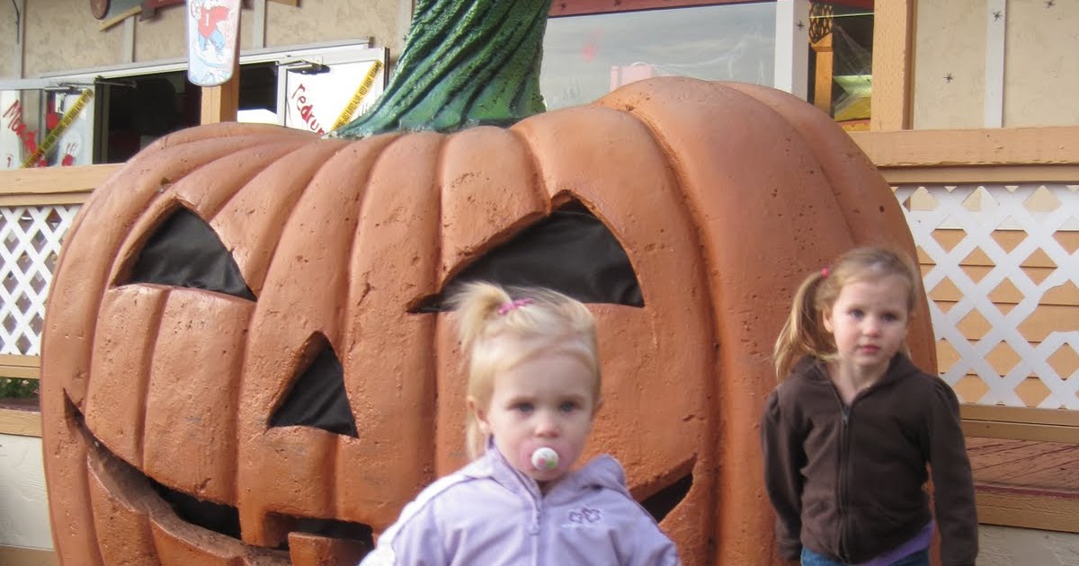 Mason Manor: Wild Waves Fright Fest