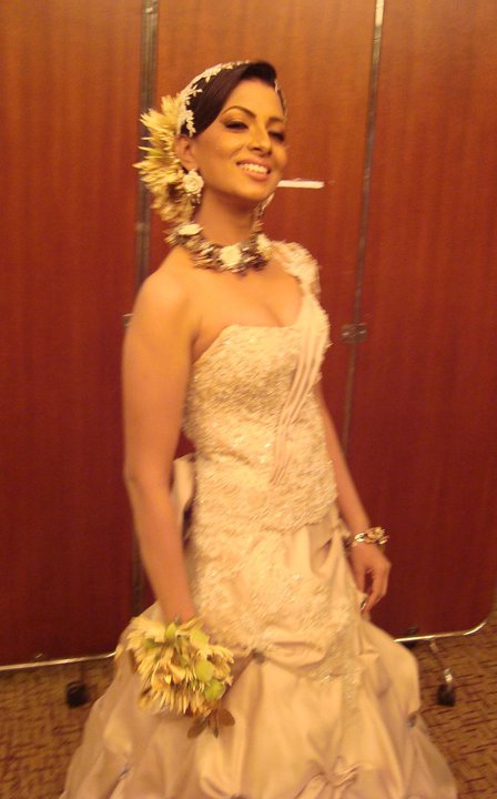 [Designer+Wedding+Show+2010+Sri+Lanka.jpg]