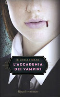 L’accademia dei vampiri Rizzoli copertina