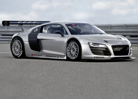 2009 audi r8 gt3 front side 588x422