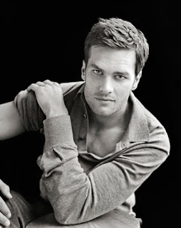 vf_handsome_man-4.jpg
