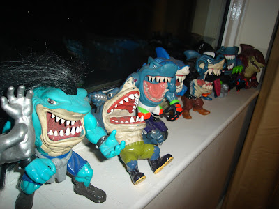 street shark toys.