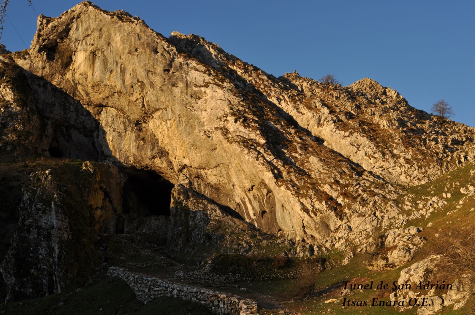 Túnel de San Adrián