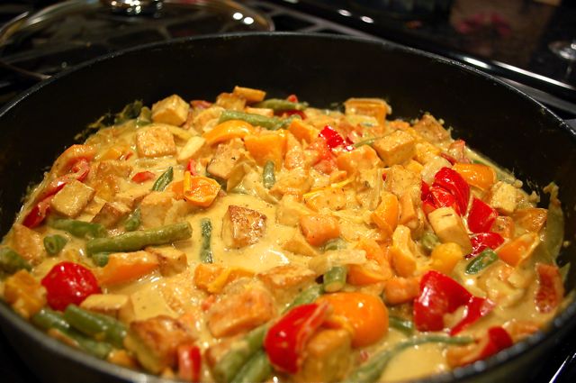 [Tofu+Thai+Curry.jpg]