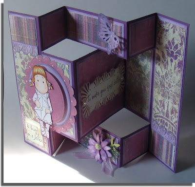 TriFoldCard opening