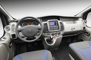 Revista Coche Nuevo Renault Trafic Restyling