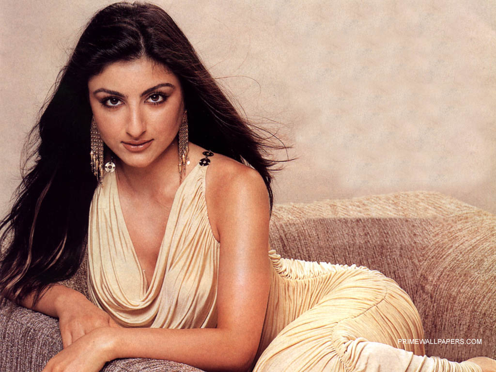 http://4.bp.blogspot.com/_hyXIkQuMGgU/TJZDiAyZUrI/AAAAAAAAATQ/QVOm__l2e3k/s1600/soha+ali+khan+scandal.jpg