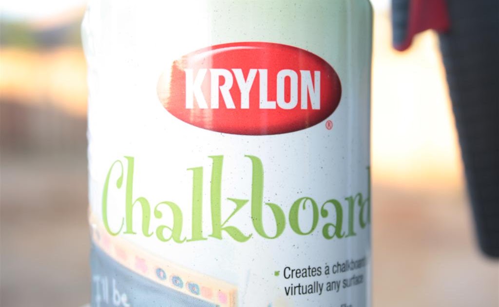 Using Chalkboard Spray Paint Using Chalkboard Spray Paint