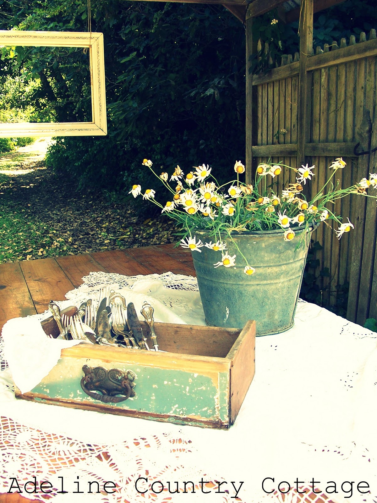 Adeline Country Cottage Adeline Country Cottage goes to Time Worn