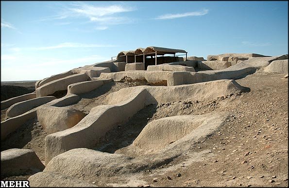 [شهر+سوخته+11.bmp]