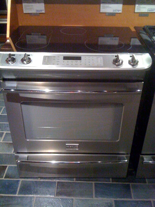 Yale Appliance + Lighting June 2010