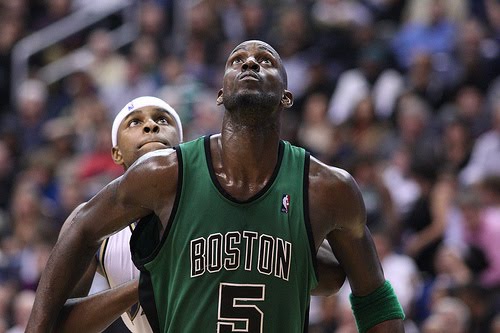 [kevin+garnett+box+out.jpg]