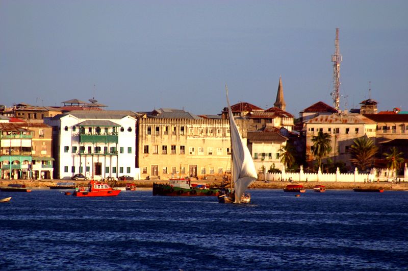 [800px-Zanzibar_from_sea.jpg]