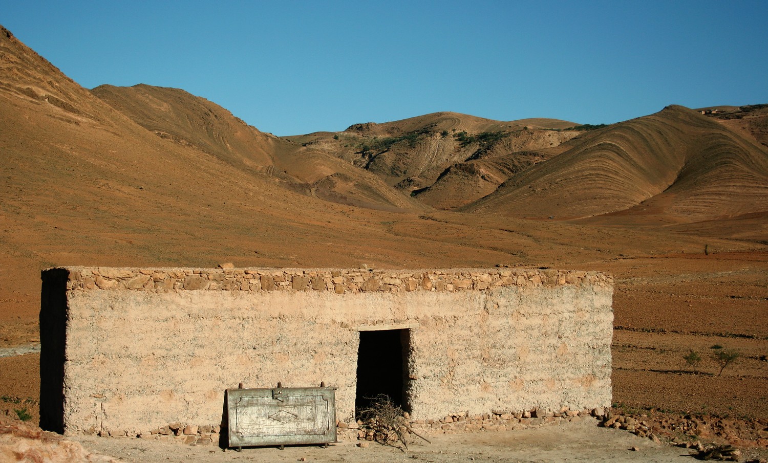 [Taliouine+3+279-1.JPG]