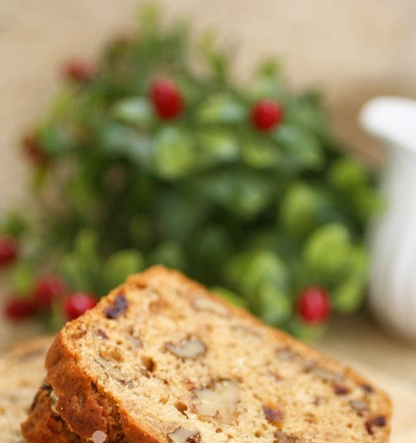 dailydelicious Date Nut Bread with Cream Cheese The best and