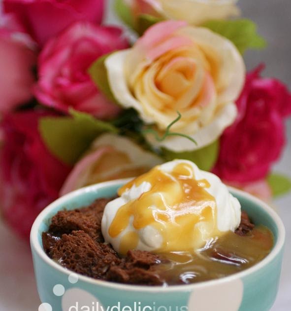 dailydelicious BITTERSWEET CHOCOLATE BREAD PUDDING WITH KAHLÚA SAUCE