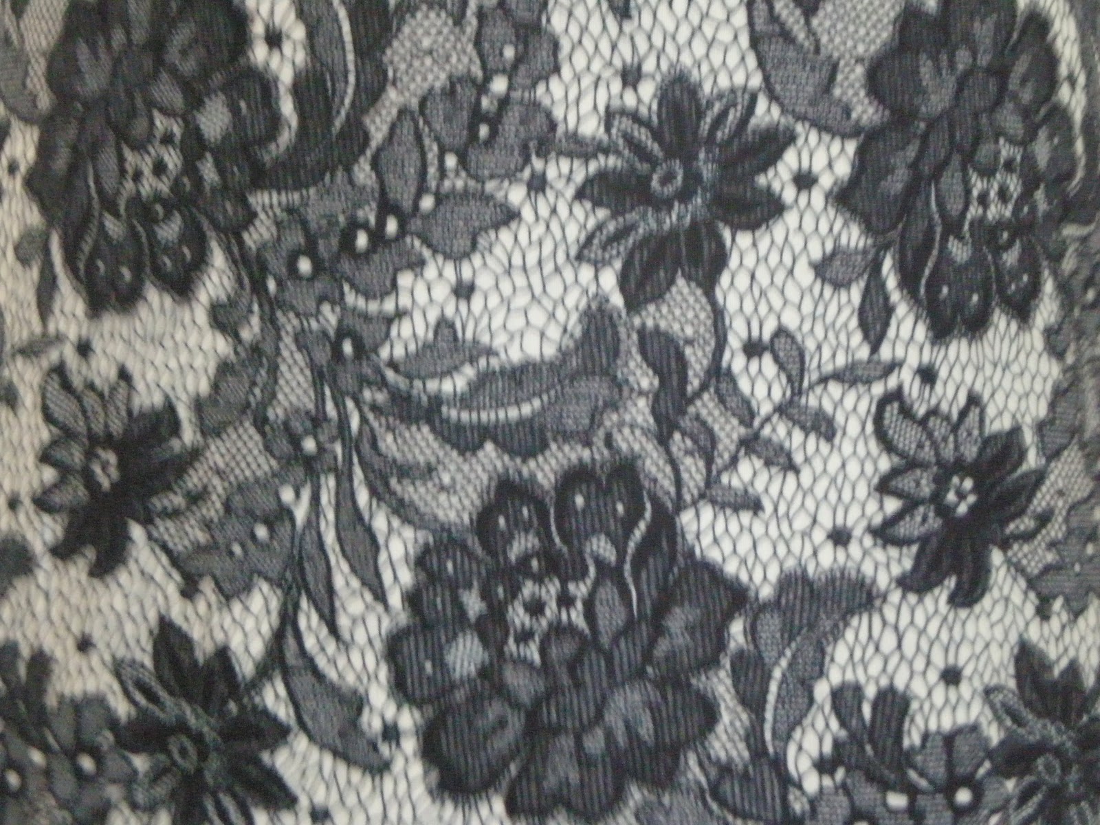 Black Lace Motif