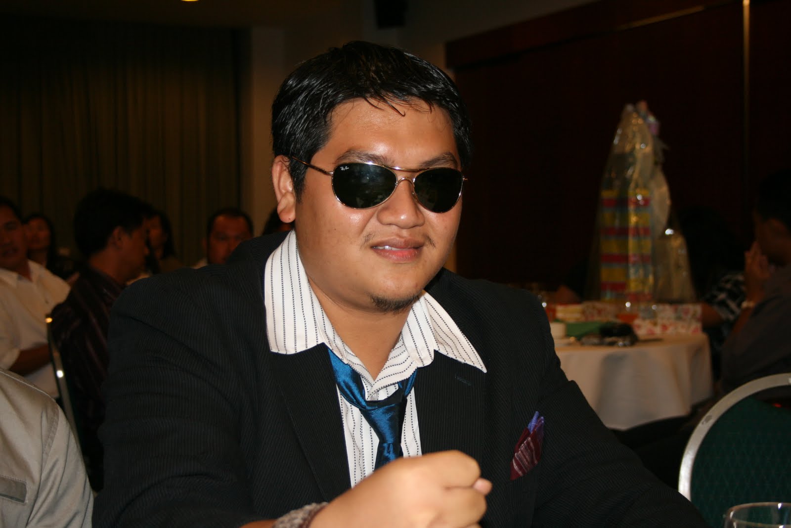 [RH+HOTEL...dinner+++(84).JPG]
