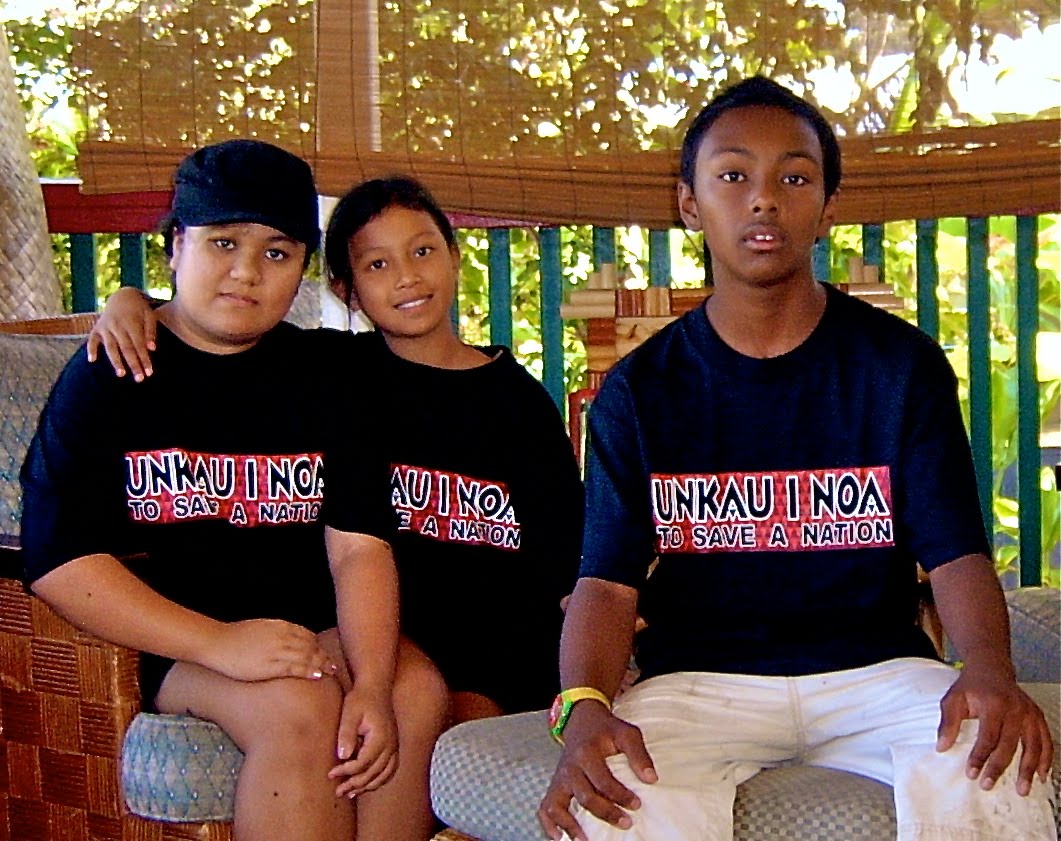 [Kealahou-MLIBC09242009+055.JPG]