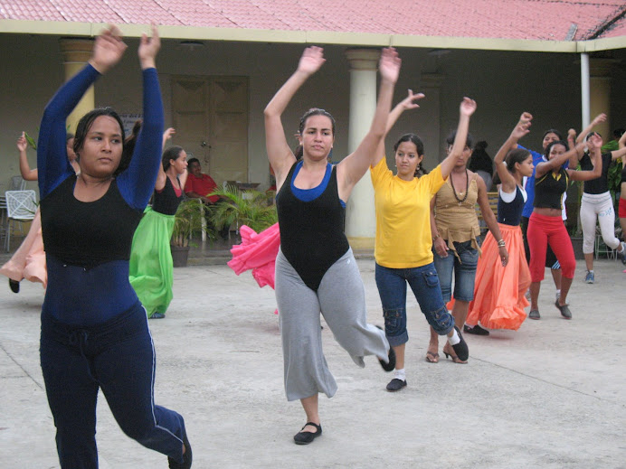 Nuestras Bailarinas.