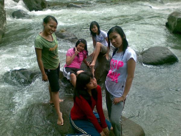 Adventure Bareng. HHahaaha.