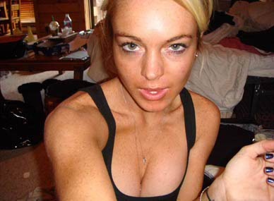 Lindsay Lohan no Clothes