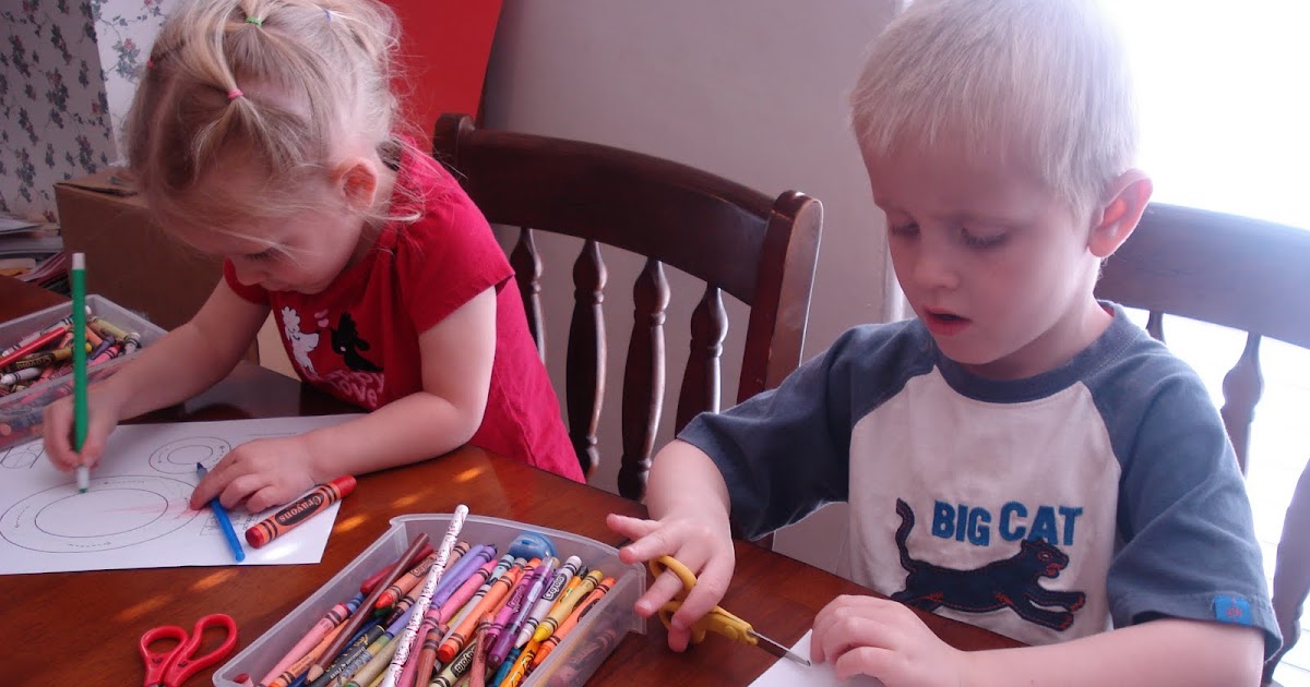 Room Mom 101: The Letter "O" Activities