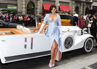 Adriana Lima launches 2 million dollar Diamond Fantasy Bra