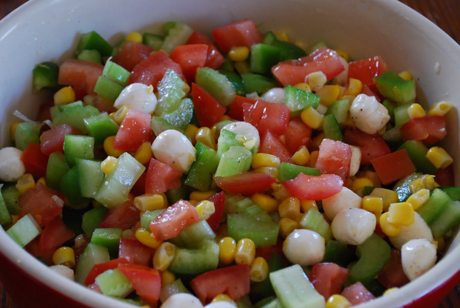"Pointless" Meals Corn and Mozzarella Salad