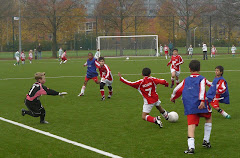 Sterke 3-7 oefenzege bij Woenselse Boys E1