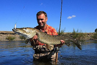 What a great looking Pike ?? Amur