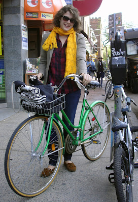 Schwinn Suburban green with pretty girl