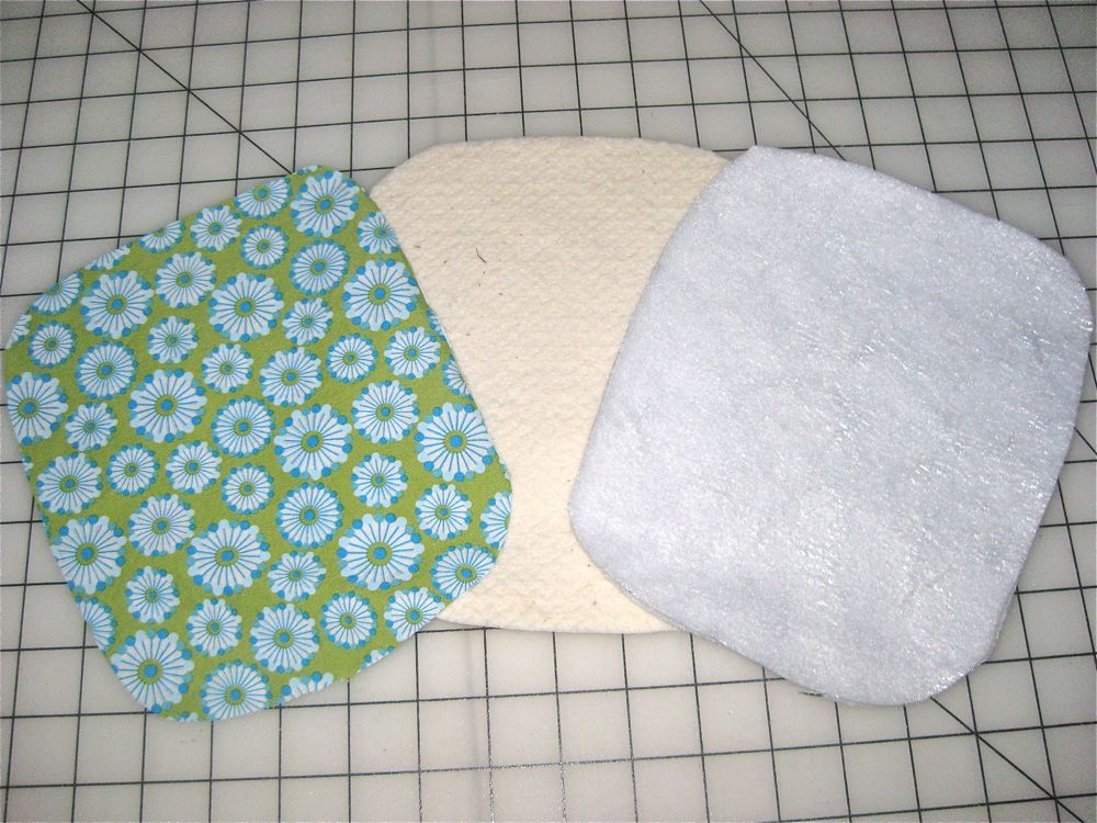Sew Can Do Hot Potholder Tutorial & A Fabric Giveaway!