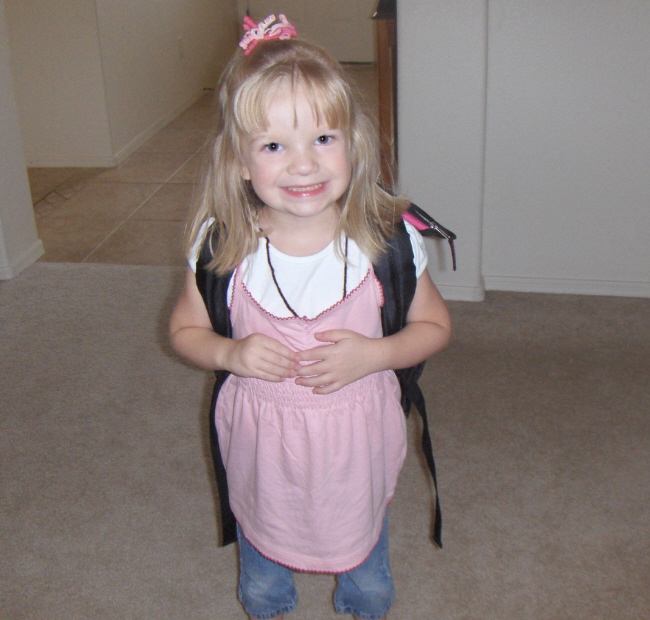 [3rd_day_school_Livvi_1_aug07.jpg]