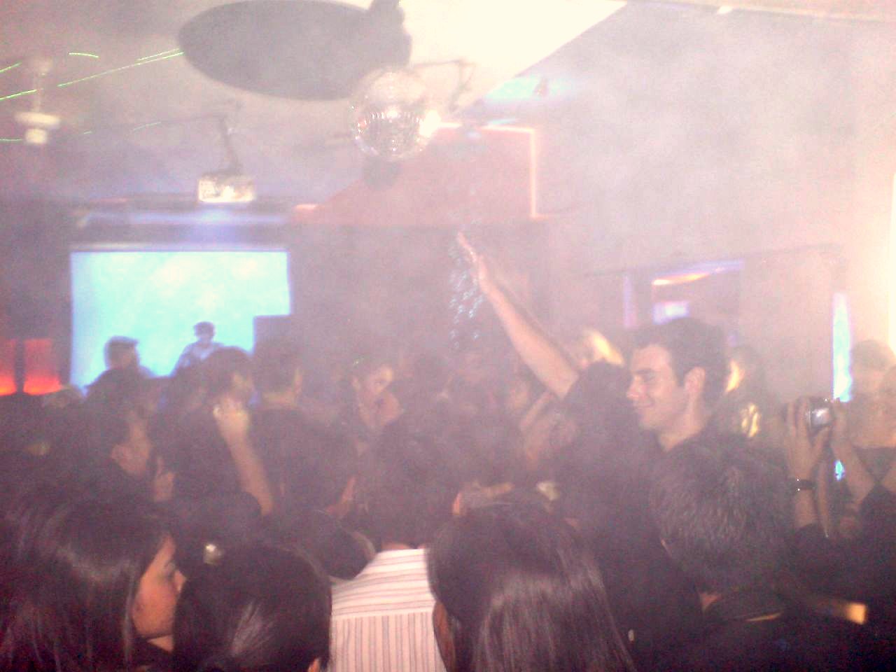 [2994236181_f074a2179c_o.jpg]